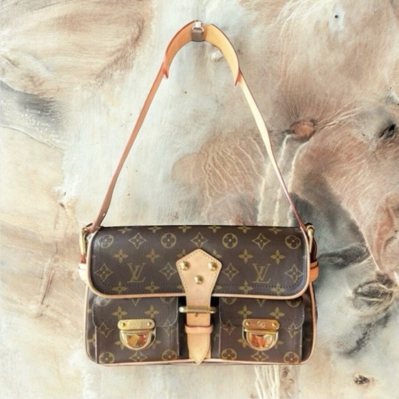 🧸 LOUIS VUITTON Vintage Hudson PM Shoulder Bag - SUPERB CONDITION!🌟 - Picture 1 of 16